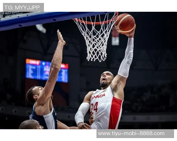 狄龙半场表现平平三分球未中罚球稳健贡献2分3板1助1断 狄龙半场表现平平三分球未中罚球稳健贡献2分3板1助1断